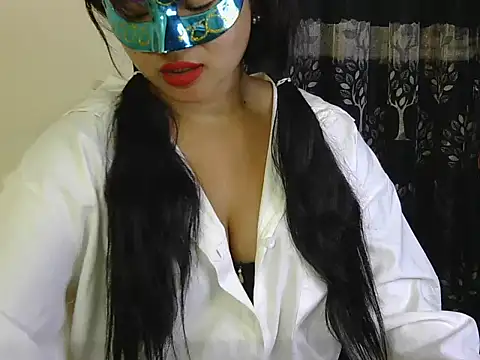 Snapshot of crazy_witch chatting on October 31, 5:42 pm crazy witch online show from October 31, 5:42 pm