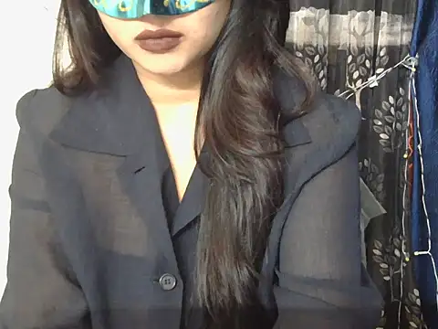 Snapshot of crazy_witch chatting on November 11, 6:58 pm crazy witch online show from November 11, 6:58 pm