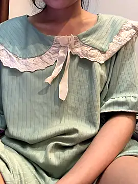 Emily-y online show from January 8, 12:55 pm