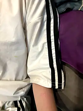 Emily-y online show from December 22, 1:00 pm