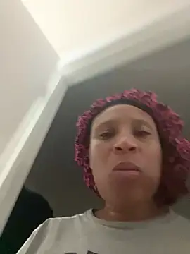 CreammieDelite online show from July 16, 2:41 am