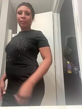 CreammieDelite online show from June 23, 4:10 am