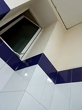 Snapshot of Elvergon22546 chatting on November 18, 8:28 am Elvergon22546 online show from November 18, 8:28 am