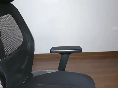 lustyruhh online show from February 25, 7:30 am