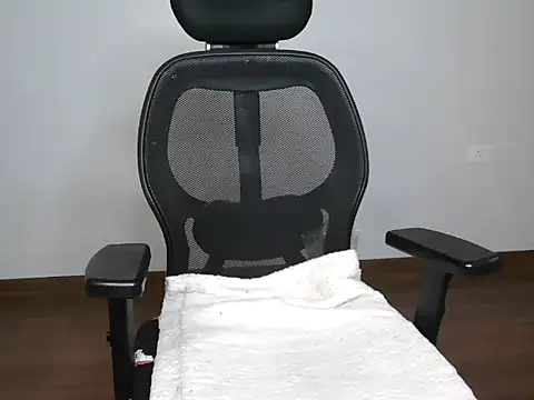 lustyruhh online show from March 14, 5:35 am