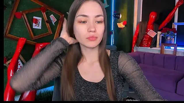 lollyrais online show from March 10, 1:15 pm