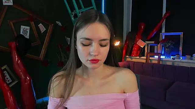 lollyrais online show from February 3, 1:05 pm