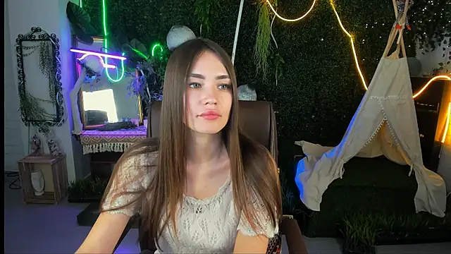 lollyrais online show from November 10, 1:16 pm