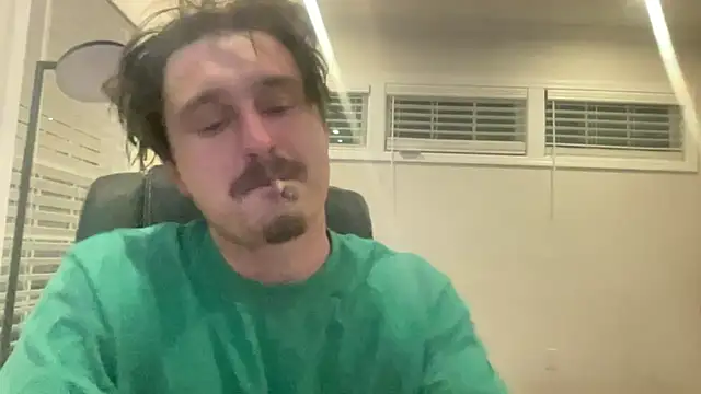 Snapshot of andrenoma427 chatting on December 15, 4:51 am andrenoma427 online show from December 15, 4:51 am