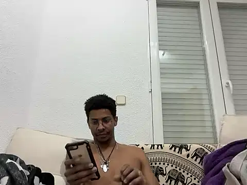 Albert Madrid online show from November 26, 9:26 pm