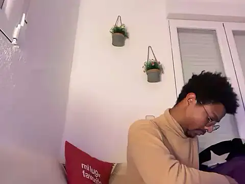 Albert Madrid online show from January 9, 5:36 am