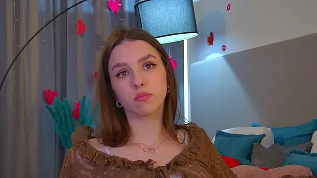 AliceAtkins online show from March 22, 6:15 am