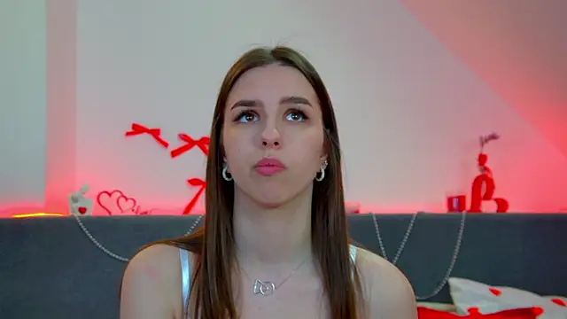 AliceAtkins online show from May 8, 6:17 am