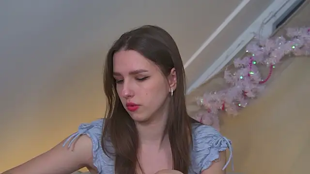 AliceAtkins online show from January 15, 6:28 am