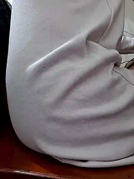 YennyeLa online show from March 10, 12:14 am