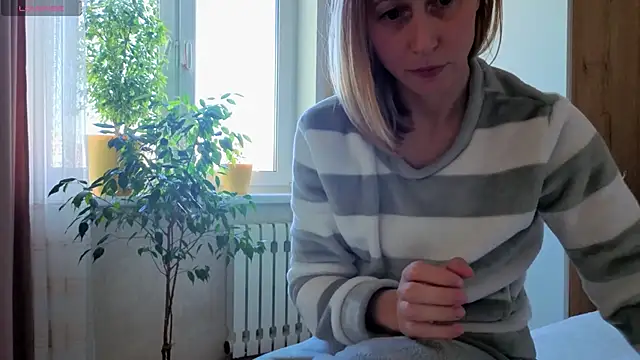 MissNatali  online show from May 16, 7:51 am