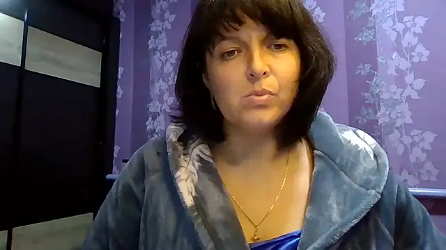 Snapshot of CountessLuna chatting on October 27, 12:39 pm CountessLuna online show from October 27, 12:39 pm