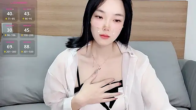 Snapshot of upoo7lt chatting on February 11, 1:16 am upoo7lt online show from February 11, 1:16 am