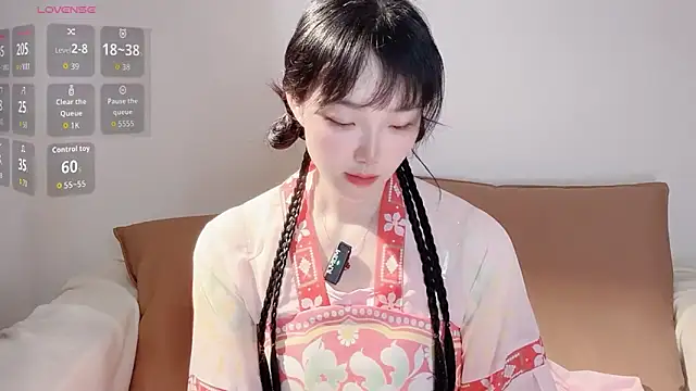 upoo7lt online show from April 8, 1:51 am