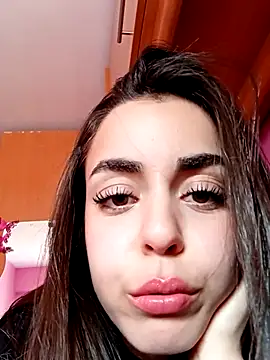 Snapshot of cotoncandyy chatting on December 17, 3:39 pm cotoncandyy online show from December 17, 3:39 pm