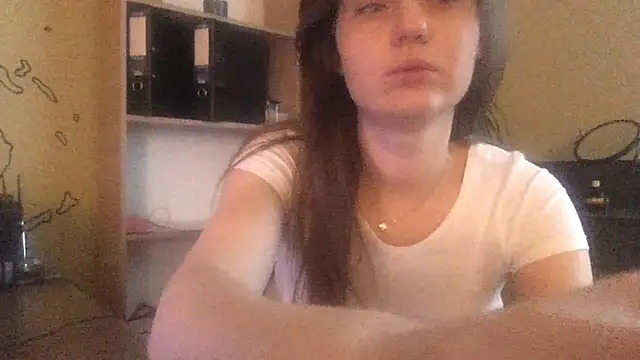 DollyRoma online show from November 10, 8:30 am