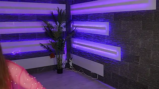 SexyCelline online show from February 13, 5:29 am