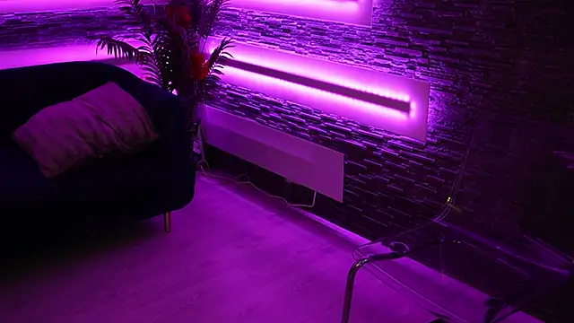 Snapshot of SexyCelline chatting on November 23, 5:06 am SexyCelline online show from November 23, 5:06 am