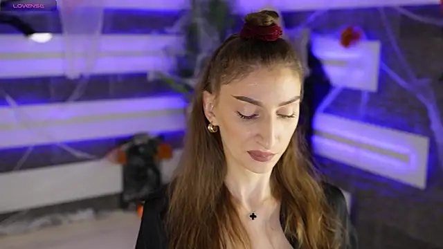 Snapshot of SexyCelline chatting on November 4, 5:33 am SexyCelline online show from November 4, 5:33 am