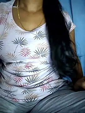 Ezabelljohn online show from May 11, 5:43 pm