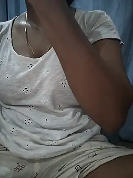 Snapshot of Ezabelljohn chatting on June 29, 7:48 am Ezabelljohn online show from June 29, 7:48 am