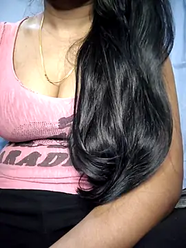 Ezabelljohn online show from April 21, 4:24 pm
