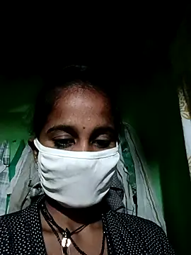 Snapshot of Hot_princess_1 chatting on November 18, 6:33 pm Hot princess 1 online show from November 18, 6:33 pm