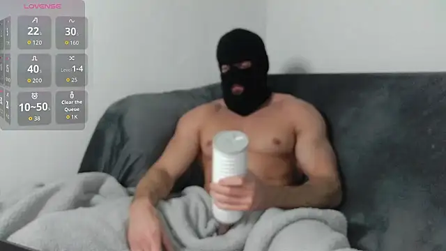 Masked Bull38 Uk online show from December 18, 9:07 pm