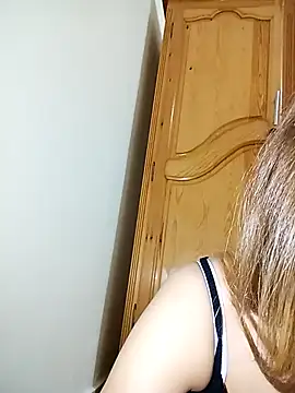 indilasixeey online show from May 10, 2:37 am