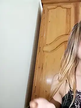 indilasixeey online show from November 22, 4:55 am