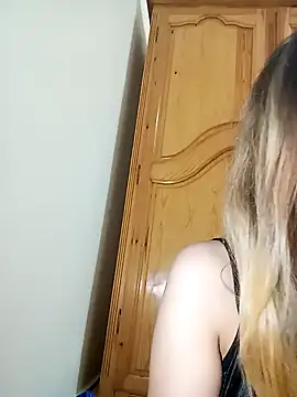 indilasixeey online show from January 14, 4:38 am