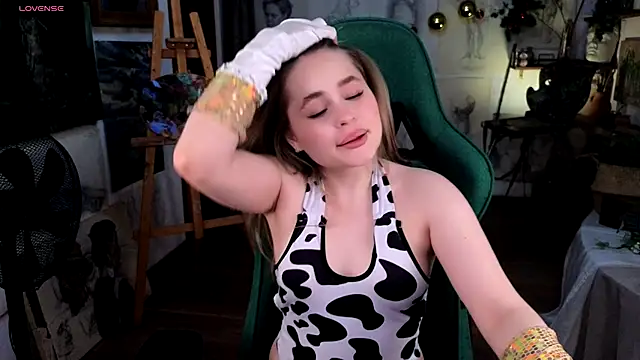 Jessi wxw online show from January 10, 10:43 am