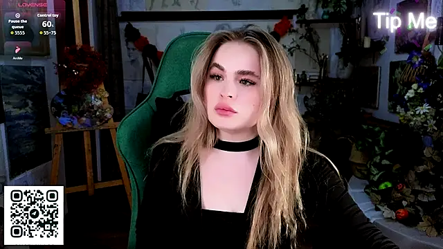 Snapshot of Jessi_wxw chatting on November 11, 9:15 am Jessi wxw online show from November 11, 9:15 am