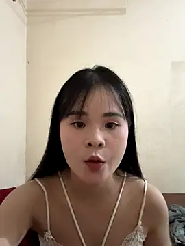Snapshot of Emma_sexy98 chatting on October 24, 3:55 pm Emma sexy98 online show from October 24, 3:55 pm