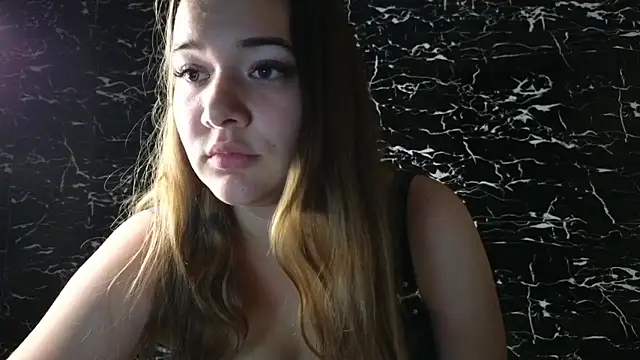 Snapshot of Biancka_ chatting on December 5, 5:06 am Biancka online show from December 5, 5:06 am