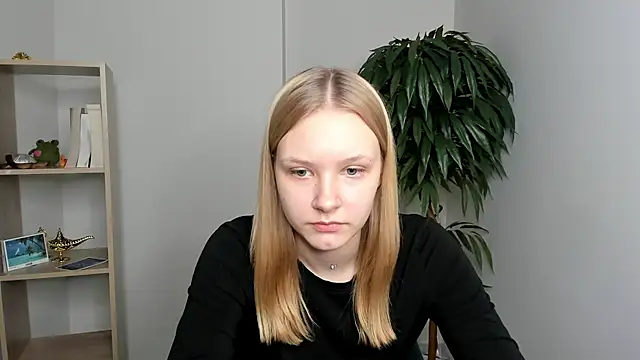 ElissaGlod online show from October 25, 7:07 am