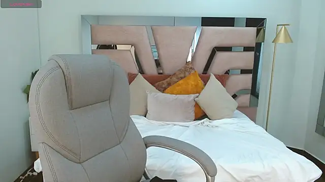 Snapshot of Katyrojas chatting on January 15, 3:21 am Katyrojas online show from January 15, 3:21 am