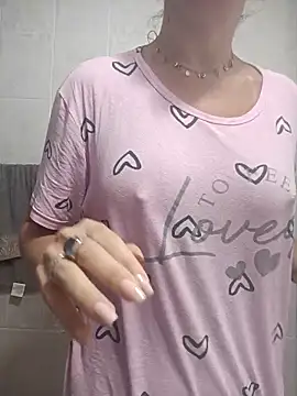 Snapshot of DESIRIE0609 chatting on October 28, 12:26 pm DESIRIE0609 online show from October 28, 12:26 pm