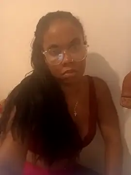 Prettahsantos29 online show from November 9, 11:53 pm