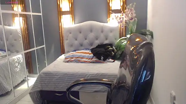 paul ponce online show from December 22, 6:08 pm