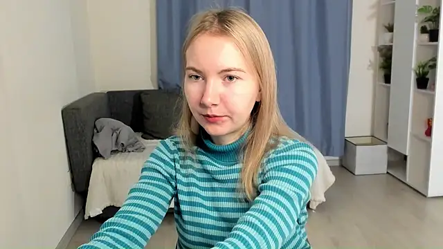 Snapshot of CathyHeximer chatting on November 18, 7:33 am CathyHeximer online show from November 18, 7:33 am