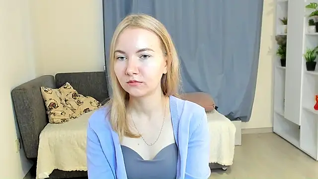 Snapshot of CathyHeximer chatting on November 8, 7:34 am CathyHeximer online show from November 8, 7:34 am