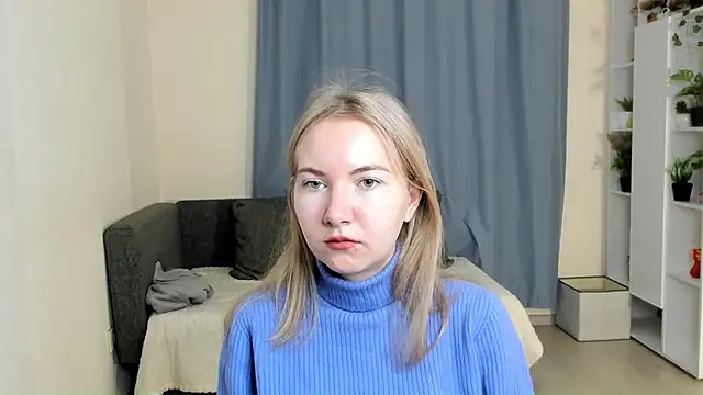 Snapshot of CathyHeximer chatting on November 19, 7:30 am CathyHeximer online show from November 19, 7:30 am