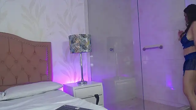 Emmy Palacios online show from November 26, 11:54 am