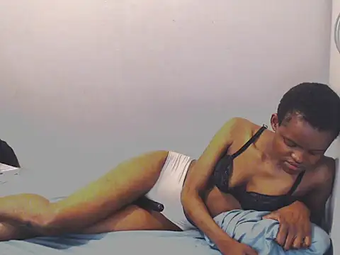 Snapshot of Sweet-PetiteX chatting on October 27, 11:16 pm Sweet-PetiteX online show from October 27, 11:16 pm